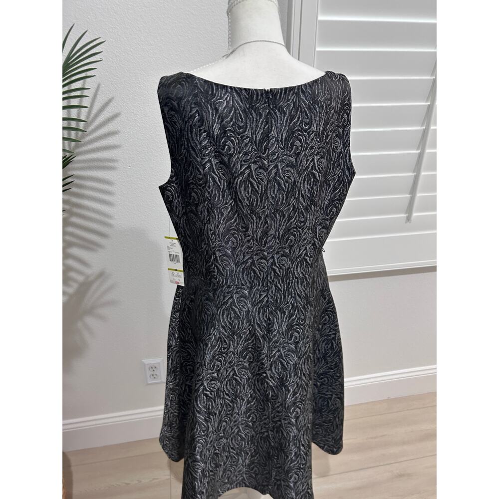 Vintage Jones Wear, black silver metallic brocade pattern Size 14 1974 NWT